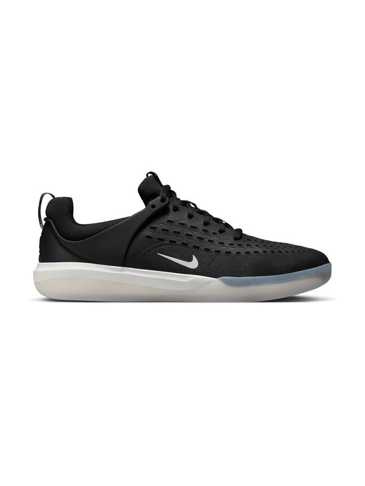 Nike SB Zoom Nyjah 3 - Black / White