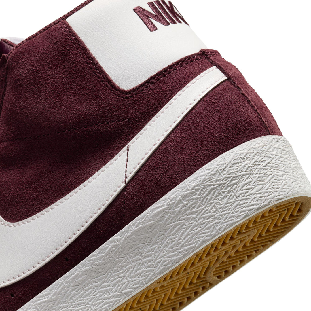 Nike SB Blazer Mid - Burgundy Crush / Summit White