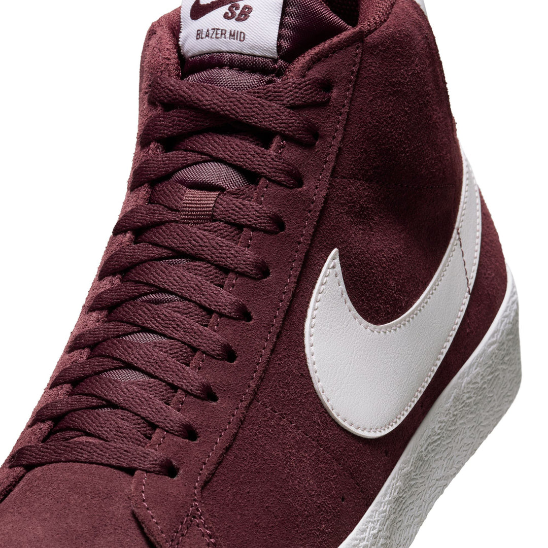 Nike SB Blazer Mid - Burgundy Crush / Summit White