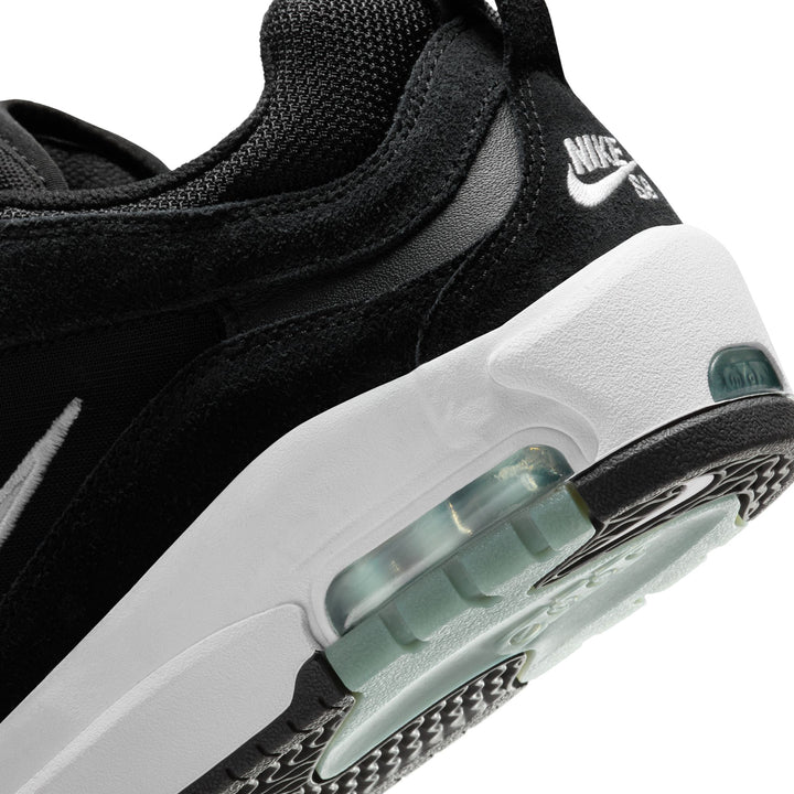 Nike SB Air Max Ishod - Black / White / Black