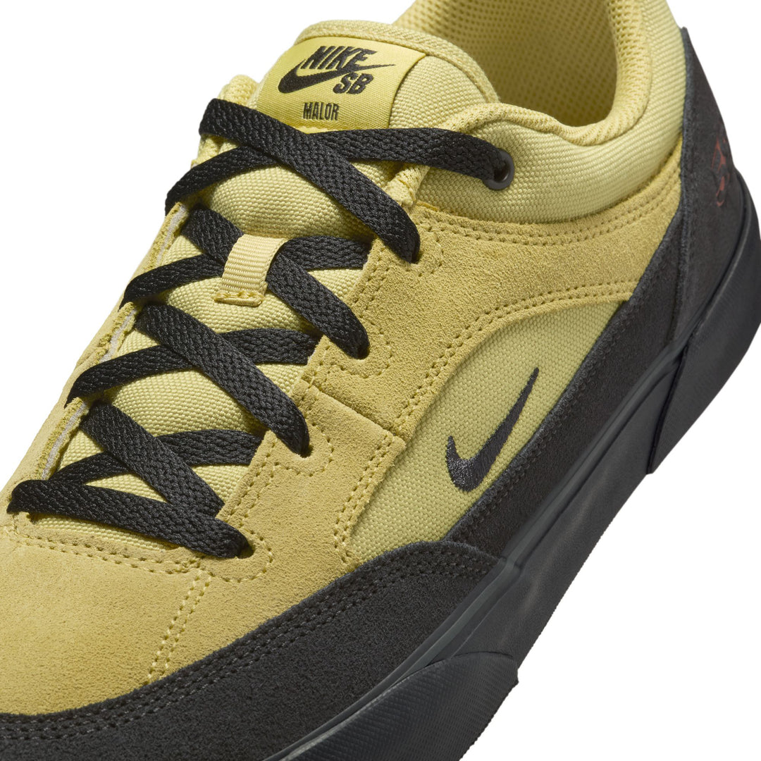 Nike SB Malor TE - Buff Gold / Black / Cinnamon