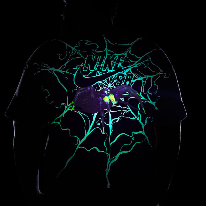 Nike SB OC Spider Halloween Glow In The Dark Tee - Plum Dust